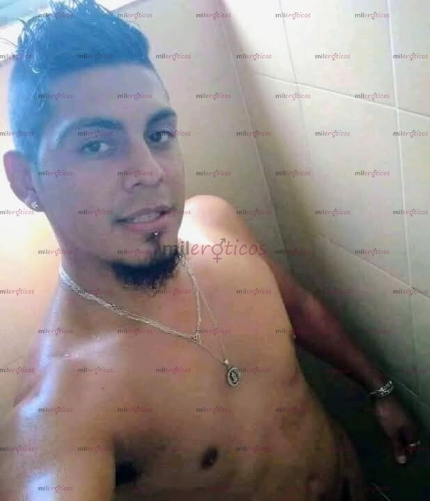 FOTOS DE TRATO DE NOVIOS BESOS CARICIAS POSES MASAJE RELAJANTE CON PRESERVATIV Y RELACION