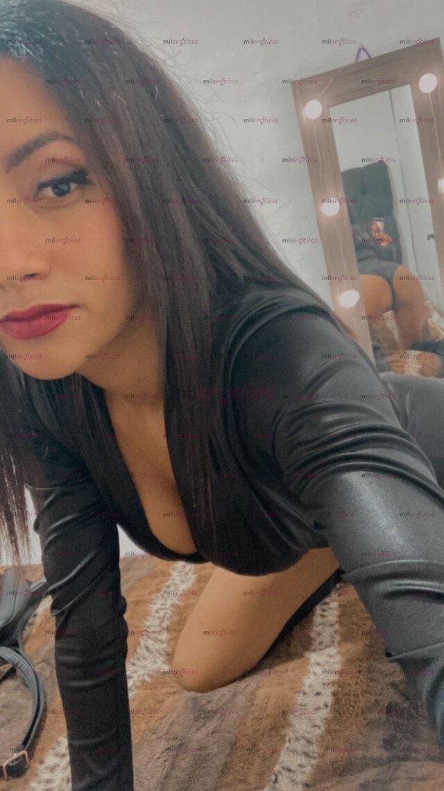 FOTOS DE PIEL CANELA, ALTA, DELGADA, TE HARÉ ALCANZAR LAS ESTRELLAS.