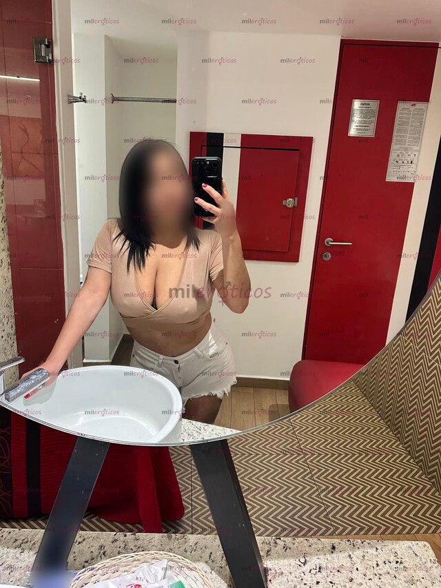 FOTOS DE KAREN,20 AÑOS,ACUERPADA,COGELONA, DISPONIBLE 24 7