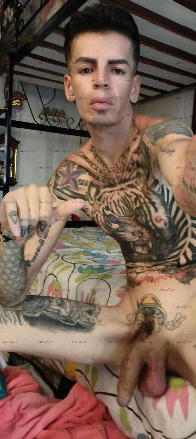 FOTOS DE FLACO FETICHERO TATUADO VERGON ACTIVO MORBOSO