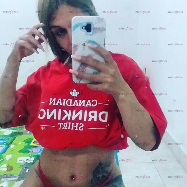 FOTOS DE PROFESIONAL DE LA SALUD ARRECHA CON LA RECETA PARA TUS FANTASIAS SEXUALES