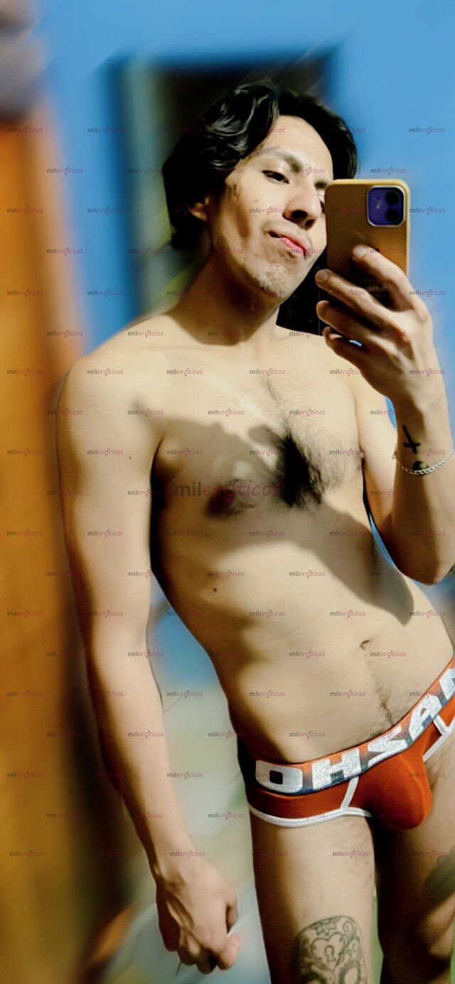 FOTOS DE JOVEN INTER MÁS PASIVO, MUY CALIENTE GANAS DE PASARLA RIQUÍSIMO
