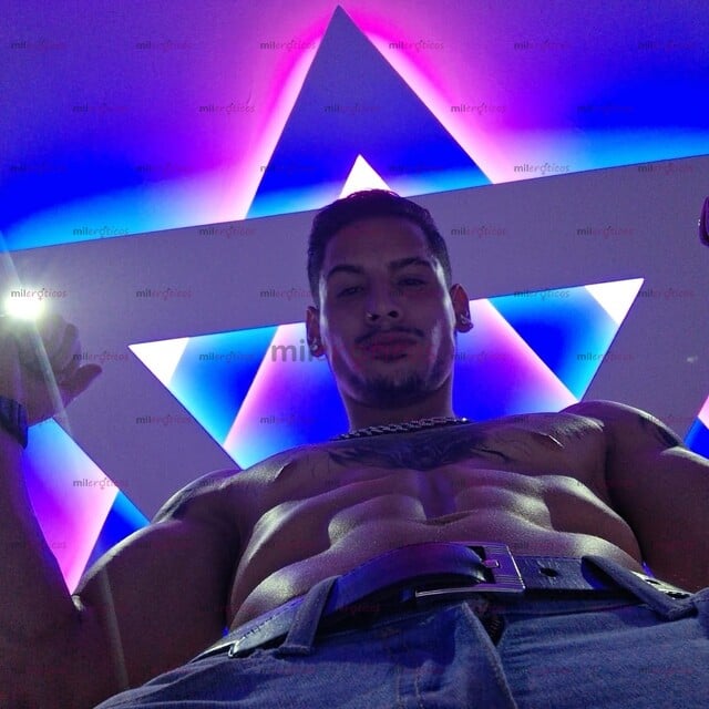 FOTOS DE MASAJISTA PROFESIONAL BUSCAS PARAR UN RATO INVOLVIDABLE ? DISPONIBLE 3008005195