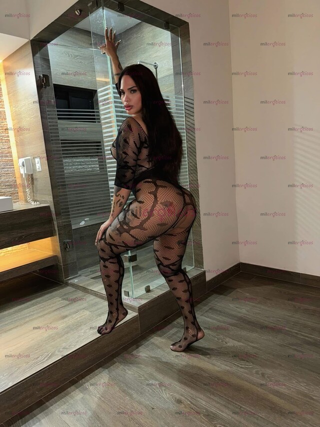 FOTOS DE LA CHICA DEL MOMENTO EXPERTA CON CHICOS CACHONDOS CURIOSOS PRIMERIZOS