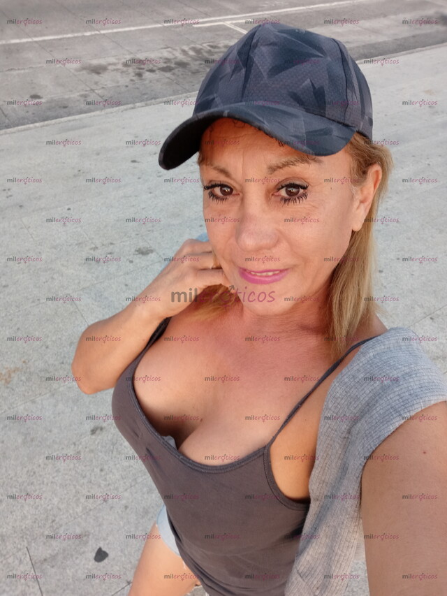 FOTOS DE MUJER TETONA, CON MUCHAS GANAS CUENTO CON LUGAR