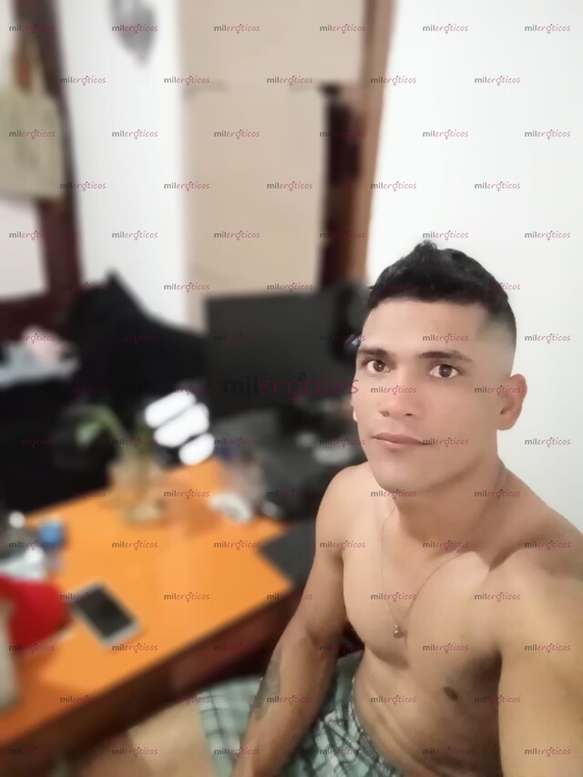 FOTOS DE CHICO VERGÓN LECHERO JOVEN Y MACHO LLEGA A COMPLACER TU FANTASÍAS SOLO ACTIVO