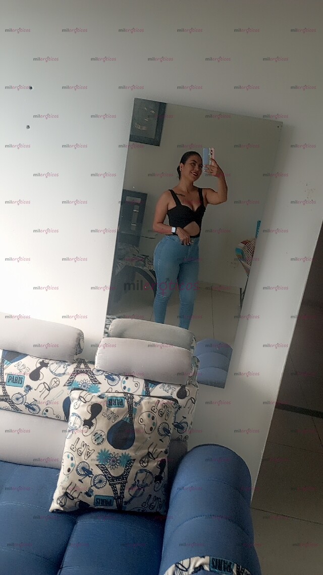 FOTOS DE HOLA SOY TU PUTITA NALGONA Y CUMPLIRÉ TODAS TUS FANTASÍAS