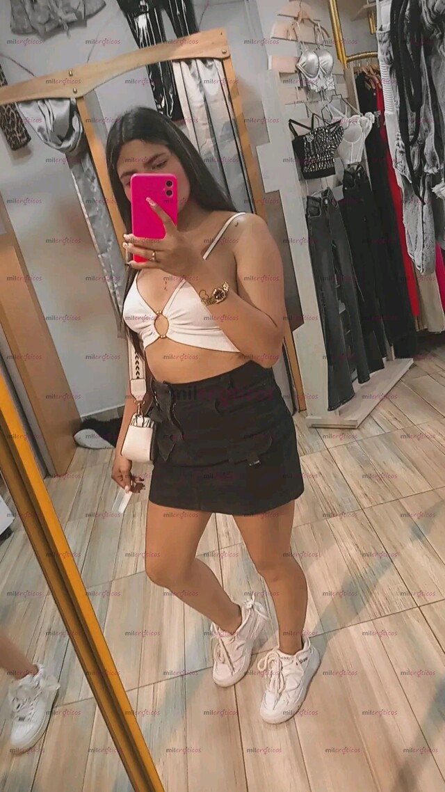 FOTOS DE SOY UNA CHICA ATREBIDA SEXI ATRACTIBA DISPONIBLE PARA TI Y TUS DESEOS COMINICATE
