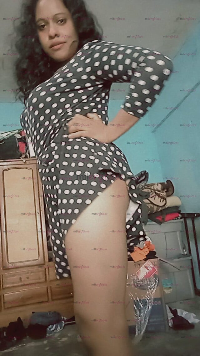 FOTOS DE MEGAN LA NENNA QUE TIENE UNAS MANOS EXQUISITAS Y MARILOSAS