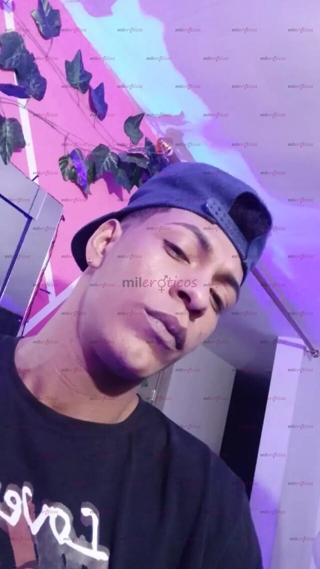 FOTOS DE EXCELENTE SHOW POR CAMARA Y PRESENCIAL TOTALMENTE UN MOMENTO DE RELAJACIÓN