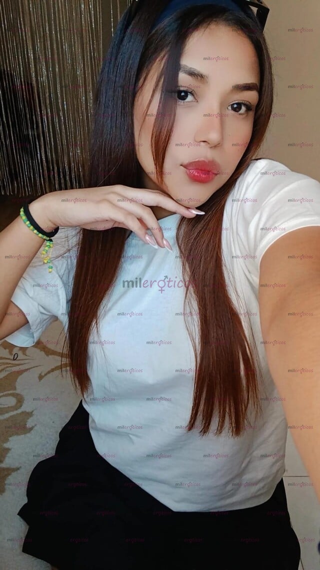 FOTOS DE TETAS GRANDES Y RICAS, CULITO NUEVO, ESTRENANDO ME EN EL MEDIO, PERO SOY SUPER C