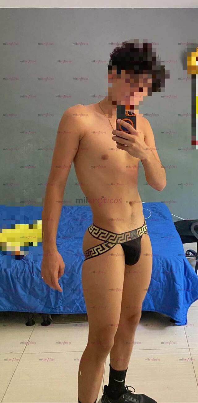 FOTOS DE PASIVO DELGADO Y NALGÓN. MUY CALIENTE DISPUESTO A COMPLACERTE