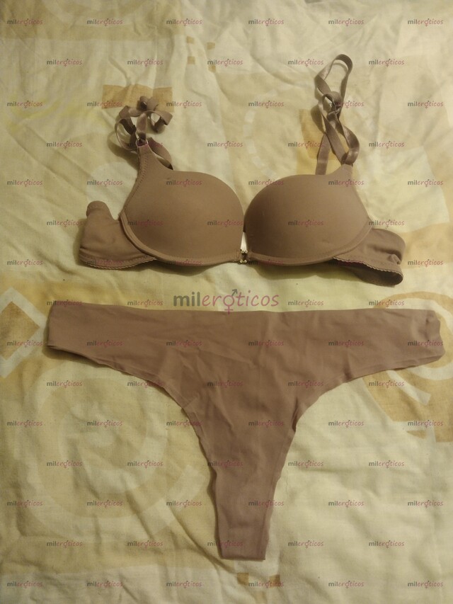 FOTOS DE VENDO VESTIDOS, LENCERÍA Y ROPA INTERIOR.