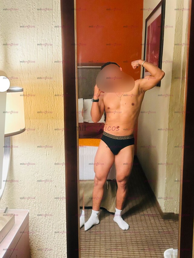 FOTOS DE PASIVO EN LENCERIA DISCRETO CON LUGAR COMPLACIENTE, SUMISO