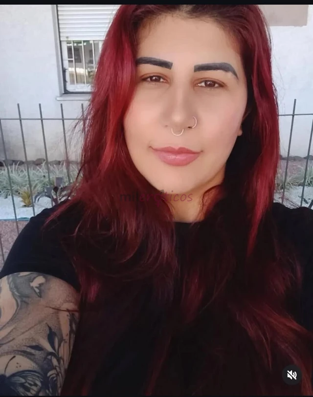 Oi amor sou a bela uma gaucha cheia de tesao louca para fazer voce gozar nao minha chamada faco strip mostro o rosto e intervalo com o cliente fico to...