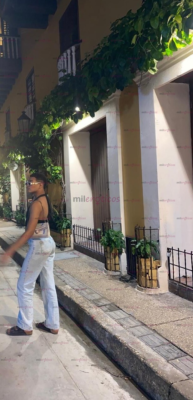 FOTOS DE LINDA , HERMOSA COMO BUSCAS MI AMOR , SEXY CON MUCHO AMOR PARA TI