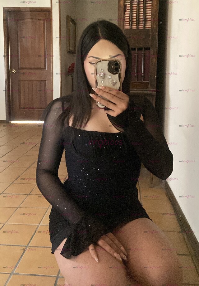 FOTOS DE SEXY Y HERMOSA TRANSEXUAL, BELLO ROSTRO, TODA UNA MUÑECA