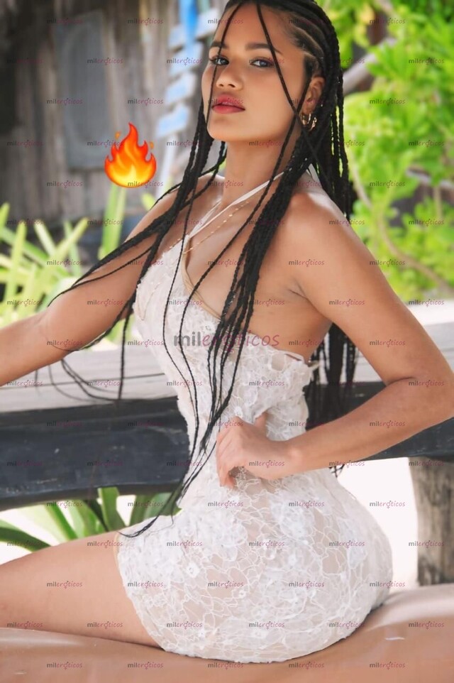 FOTOS DE DELICIOSA Y EXÓTICA MUÑECA, NUEVA EN CANCÚN PUESTA PARA DARTE PLACER ESCRÍBEME