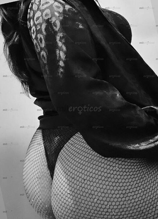 FOTOS DE MILF GORDIBUENA LISTA PARA CUMPLIR TUS FANTASIAS Y ME CHUPES MI PECHOS RIQUÍSIMO