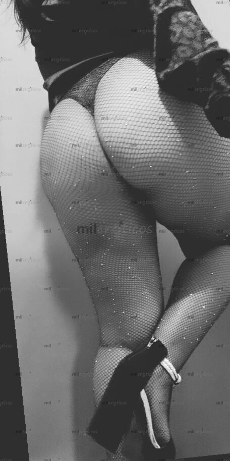 FOTOS DE MILF GORDIBUENA LISTA PARA CUMPLIR TUS FANTASIAS Y ME CHUPES MI PECHOS RIQUÍSIMO