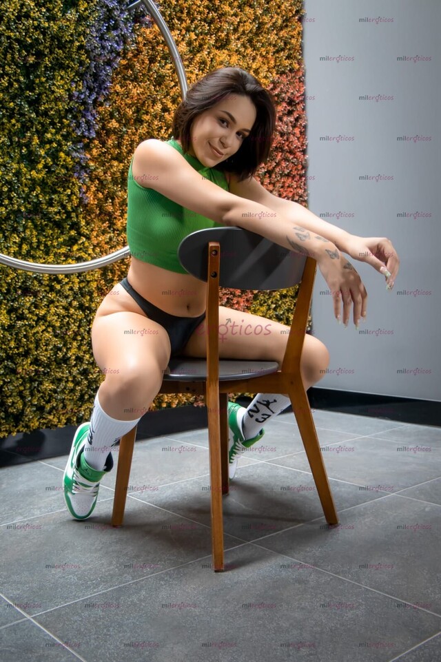 FOTOS DE LLEGA CHICA CON DESEOS DE SER TU PERDICION EN LA CAMA