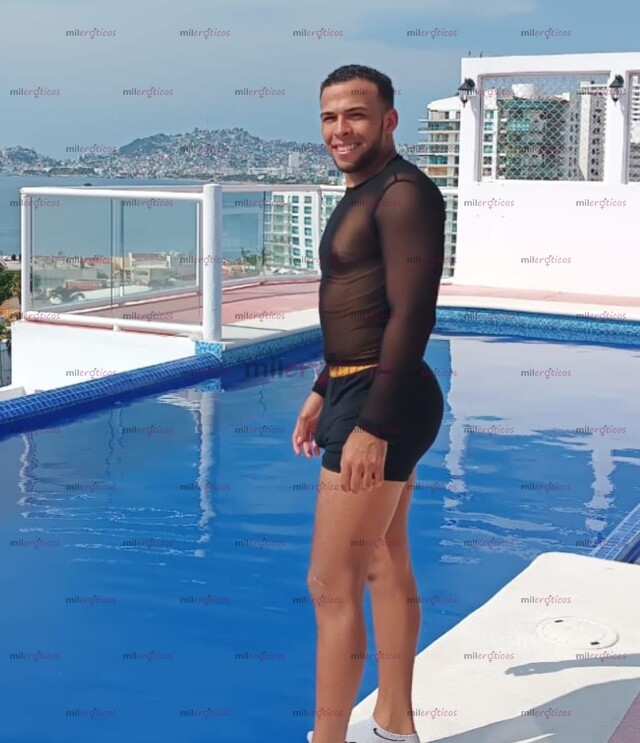 FOTOS DE SOY UN CHICO VERSATIL DISPUESTOACOMPLACERTE