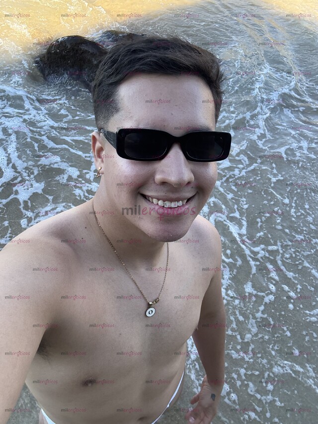FOTOS DE ÓSCAR TENGO 22 AÑOS COMPAÑÍA O LO QUE NECESITES. MÁNDAME INBOX