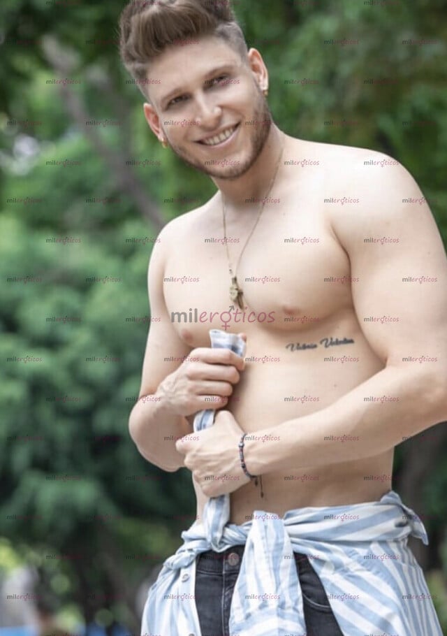FOTOS DE EXÓTICO WUERO MUY BIEN DOTADO LISTO PARA COMPLACER TODAS TUS FANTASIAS