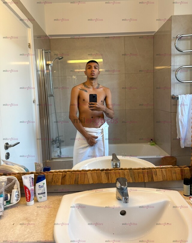 FOTOS DE CHICO TOP FETICHISTA PARA PASARLA RICO 100% REAL.