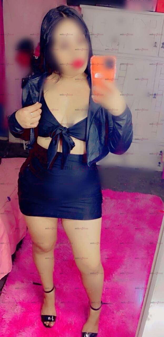 FOTOS DE HERMOSA CHICA CANDENTE HIT Y CARISMÁTICA BEBE