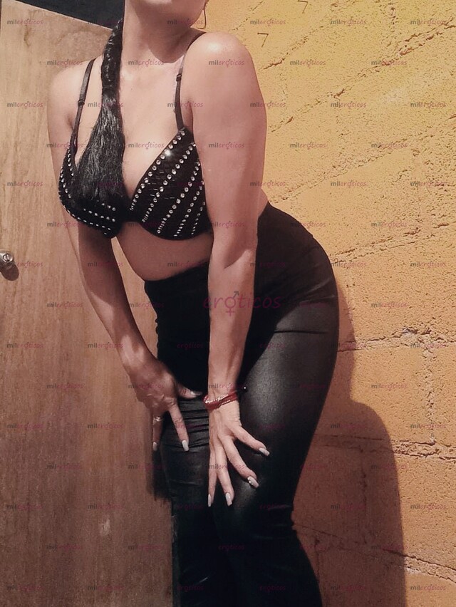 FOTOS DE DELICIOSO ORAL Y UN EXITANTE MOVIMIENTO DE CADERA, SE QUE TE VOY A ENCANTAR