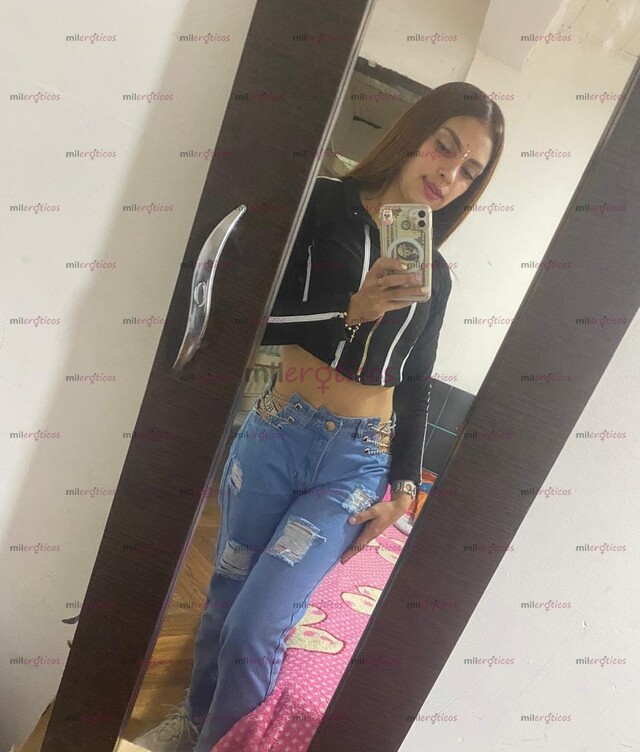 FOTOS DE MORENA ARDIENTE CON GANAS DE COMPLACER TODAS TUS FANTASÍAS