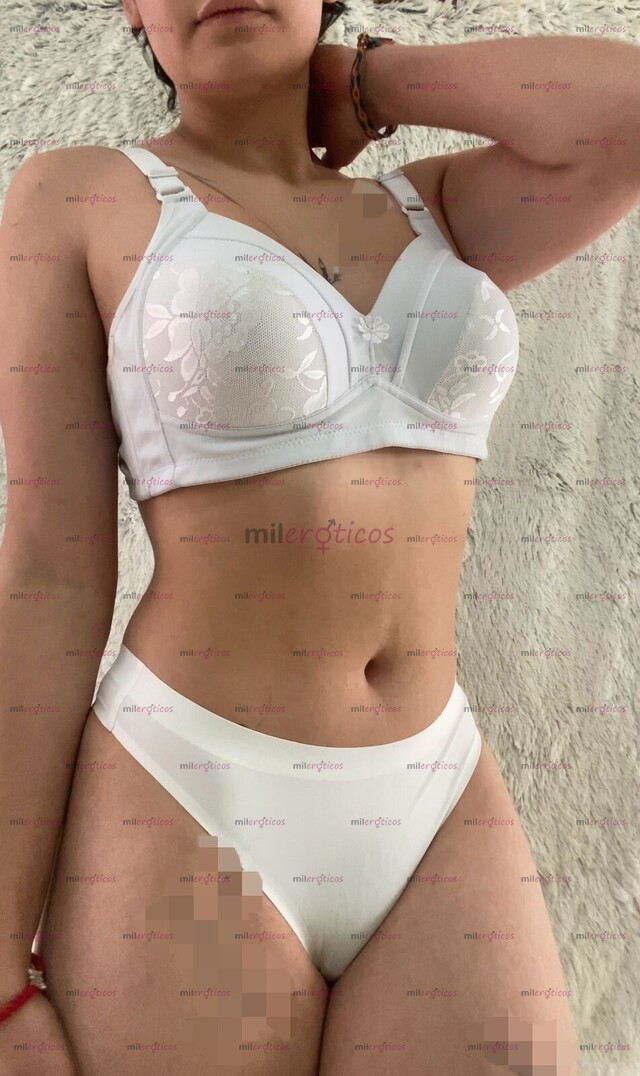 FOTOS DE SOLO UNOS DÍAS SOY LIA18 AÑOS RUBIA BONITA HE LLEGADO A COMPLACERTE,