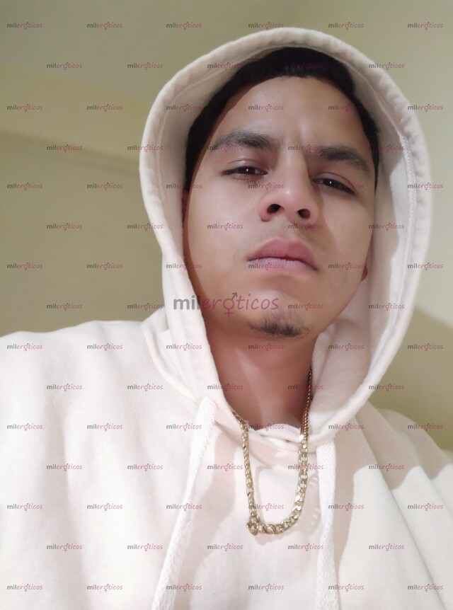 FOTOS DE CHACALON VERGON Y FULL LECHERO, FIESTERO ALEGRE BAILARÍN, EL MEJOR AMANTE Y NOVI