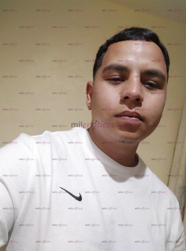 FOTOS DE CHACALON VERGON Y FULL LECHERO, FIESTERO ALEGRE BAILARÍN, EL MEJOR AMANTE Y NOVI