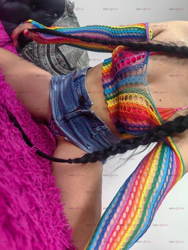 FOTOS DE BLANQUITA, NALGONA, JUGUETONA, CARIÑOSA,TETONA,CABELLERA LARGA NEGRA