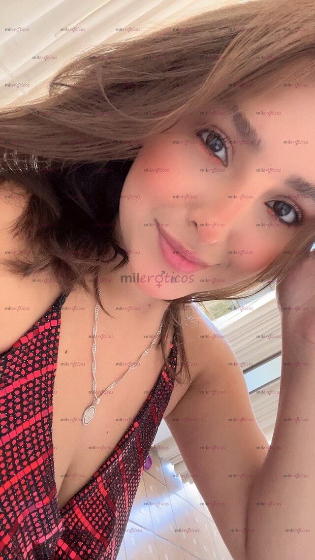 FOTOS DE CRYSTAL TETAS GRANDE LLÉNAME DE LECHE PAPASITO RICO