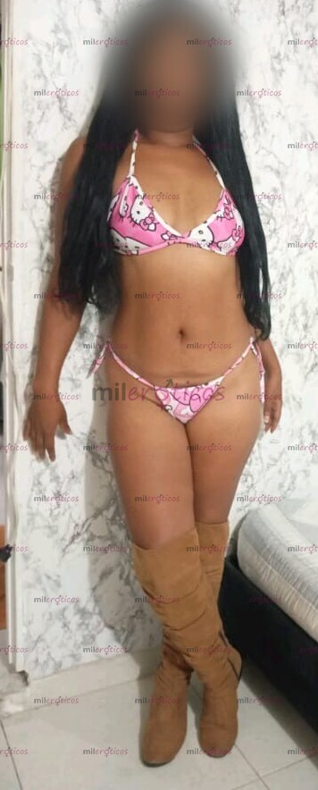 FOTOS DE UNA DELICIOSOS MORENA ARDIENTE Y APASIONADA