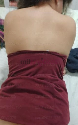 Baixinha corpo normal e uma bonita boca adoro sexonao invio foto de rostonao curto analo restante so deixar a imaginacao criarfaco horalnao transo sem...