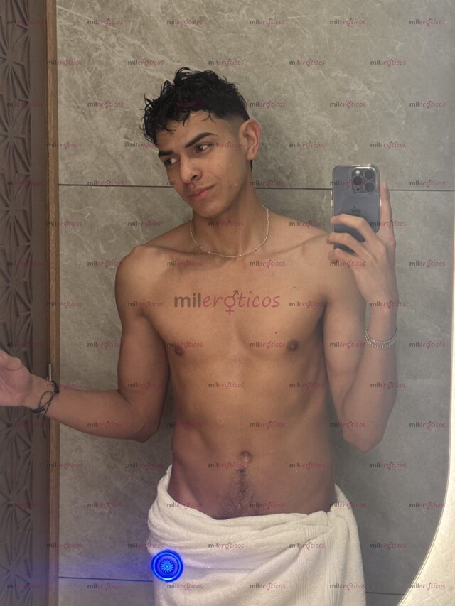 FOTOS DE FLACO ARRECHO VERGA DURA Y PELUDA, SERIO Y PERVERSO