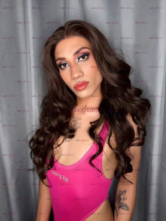 FOTOS DE HERMOSA DIOSA QUE PUEDES DISFRUTAR SABOREAR A TU ANTOJO Y COGERME RICO