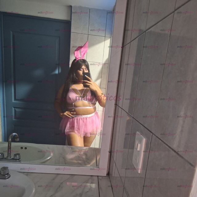 FOTOS DE MORENA TRANS DE 1.75 INTER BUENA EN EL ORAL