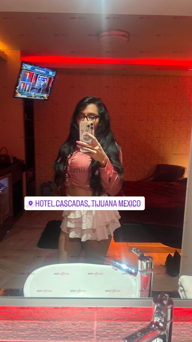 FOTOS DE ESTOY EN TIJUANA PUEDO IR. A ROSARITO 200 DÓLAR UNA. HORA. AMOR