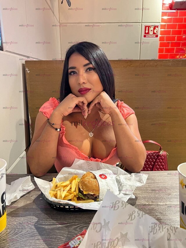 FOTOS DE CENTRÓ DE IVONNE LISTA PARA COMPLACER TUS APETITOS SEXUALES,