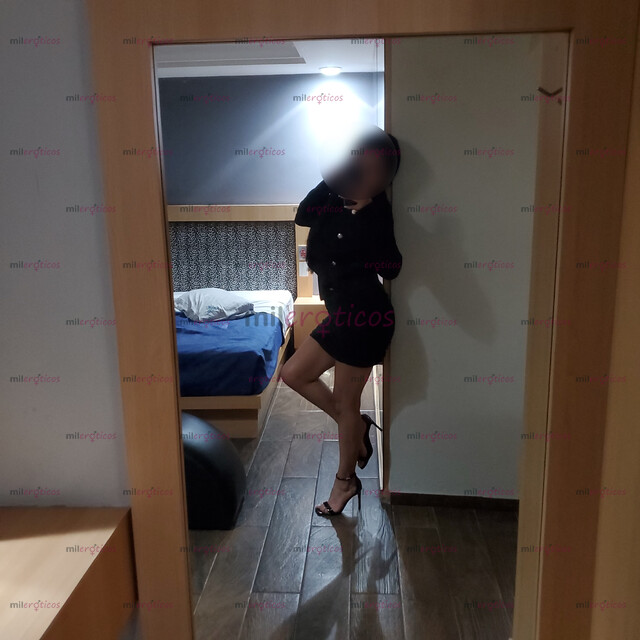 FOTOS DE HOLA AMOR TENGO 24 AÑOS ME ENCANTA EL SEXO Y ME GUSTA CONSENTIRTE