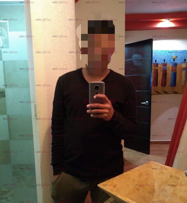 FOTOS DE CHAVO JOVEN PARA TRIO CON PAREJAS O MUJERES MADURAS. (NO HOMBRES)