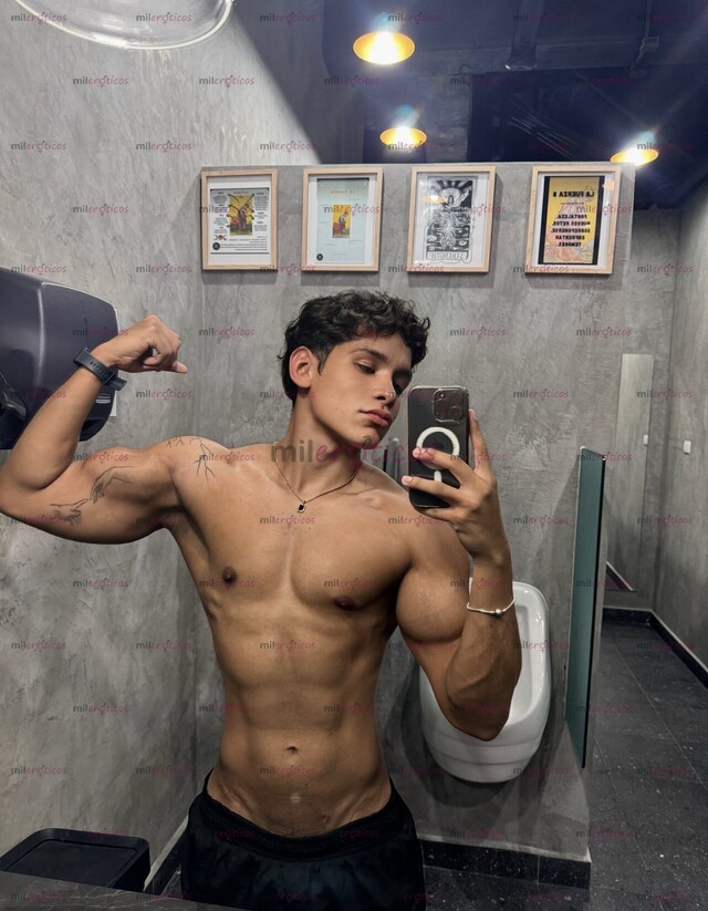 FOTOS DE ROMEH COLOMBIANO BOY VIP THICK GRUESO PARA TI