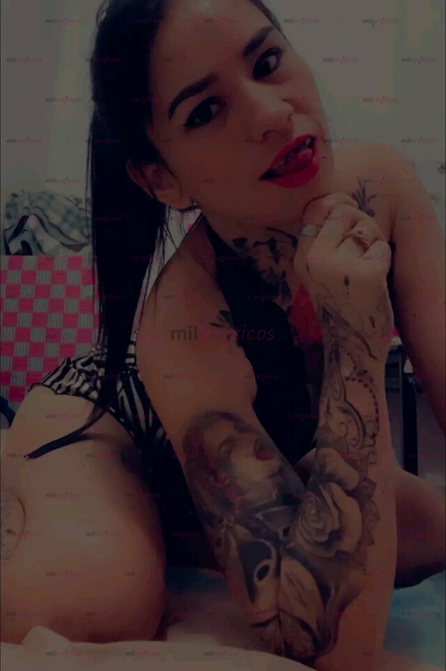 FOTOS DE QUIEN PARA PASAR DE UNA RATO INOLVIDABLES, CHICA CARIÑOSA, EN FLORENCIA.