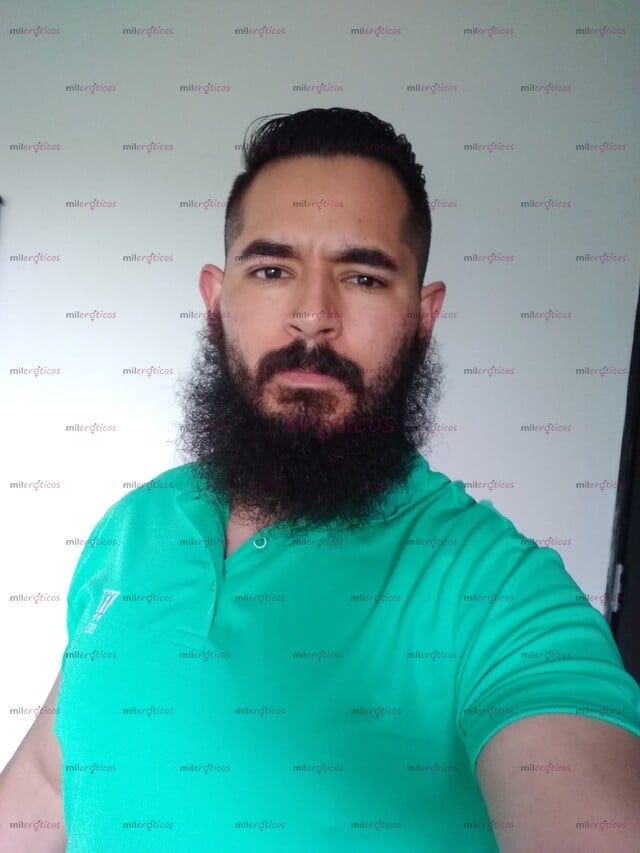 FOTOS DE ALTO GUAPO MAMADO BARBÓN VERGÓN Y MUY LECHERO