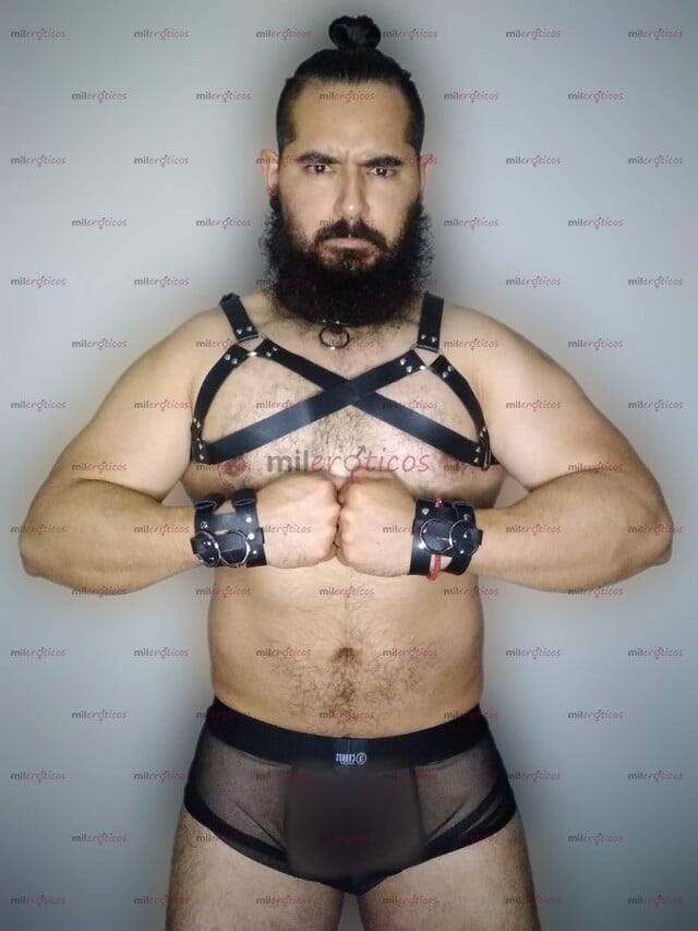 FOTOS DE ALTO GUAPO MAMADO BARBÓN VERGÓN Y MUY LECHERO